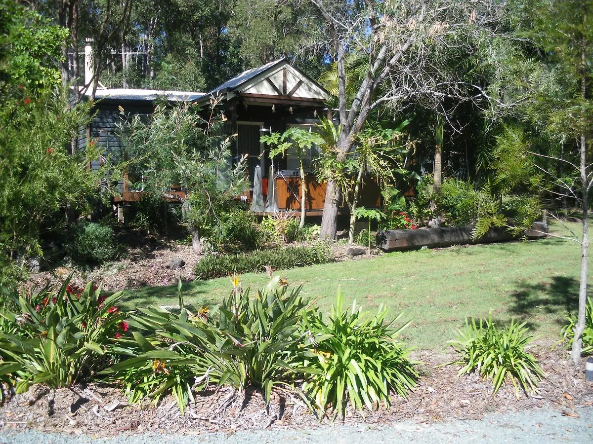 Bobrene On Tamborine Nude Retreat - Quaint Cottage