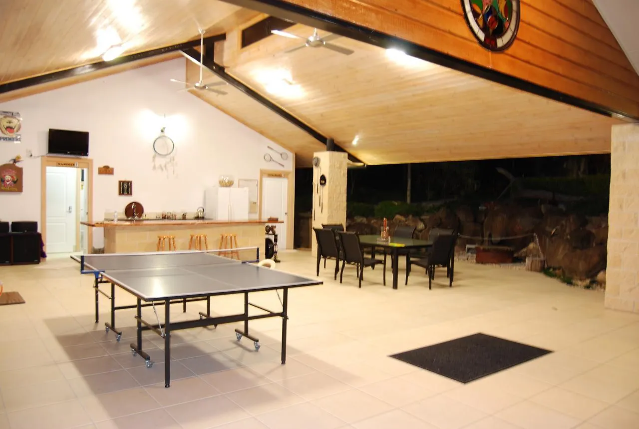 Bobrene On Tamborine Nude Retreat - Quaint Cottage 0*,  Australia